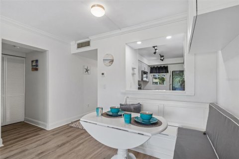 Condominio en venta en Saint Petersburg, Florida, 3 dormitorios, 105.91 m2 № 2195805 - foto 17