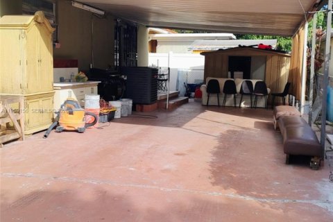 Снять в аренду виллу или дом в Майами, Флорида 2 спальни, 159.98м2, № 2017871 - фото 3