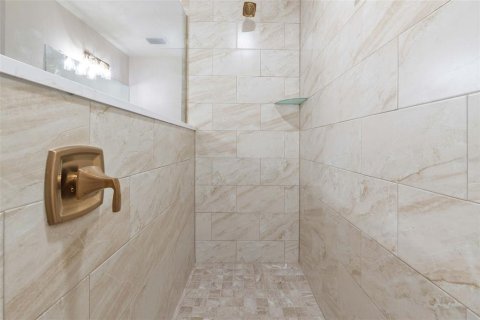 Villa ou maison à vendre à Weeki Wachee, Floride: 3 chambres, 156.26 m2 № 2321500 - photo 30