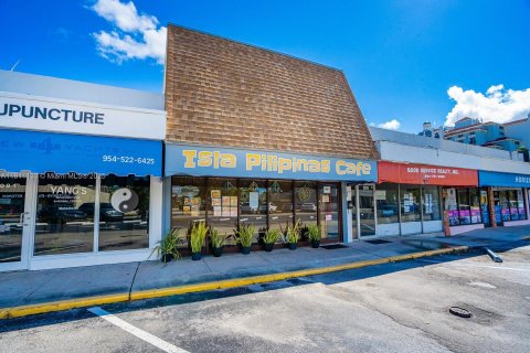 Propiedad comercial en venta en Fort Lauderdale, Florida № 1966975 - foto 4