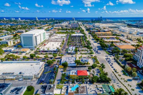 Propiedad comercial en venta en Fort Lauderdale, Florida № 1966975 - foto 9