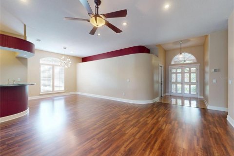 House in Ormond Beach, Florida 4 bedrooms, 213.21 sq.m. № 2132600 - photo 6
