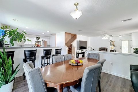 Купить виллу или дом в Гибсонтон, Флорида 4 комнаты, 200.11м2, № 2403448 - фото 3