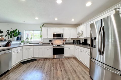 Купить виллу или дом в Гибсонтон, Флорида 4 комнаты, 200.11м2, № 2403448 - фото 9