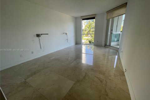 Снять в аренду кондоминиум в Авентура, Флорида 2 спальни, 157.56м2, № 2034768 - фото 9