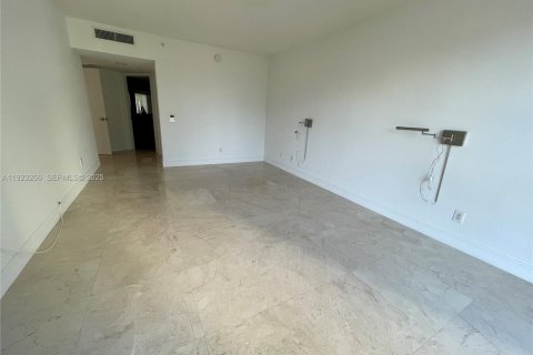 Снять в аренду кондоминиум в Авентура, Флорида 2 спальни, 157.56м2, № 2034768 - фото 10