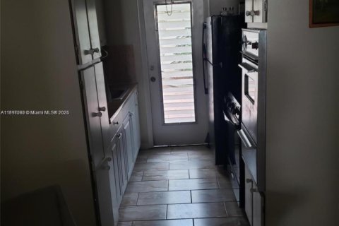 Купить кондоминиум в Майами-Бич, Флорида 1 спальня, 64.01м2, № 1948505 - фото 9