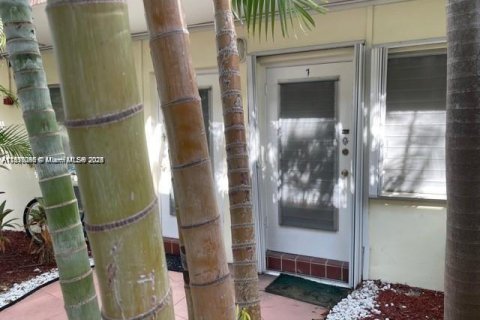 Купить кондоминиум в Майами-Бич, Флорида 1 спальня, 64.01м2, № 1948505 - фото 4