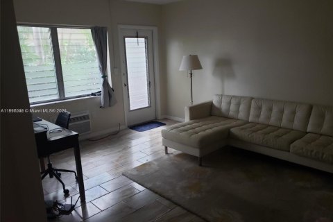 Купить кондоминиум в Майами-Бич, Флорида 1 спальня, 64.01м2, № 1948505 - фото 5