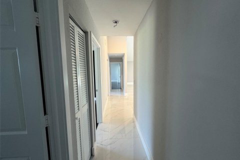 Casa en alquiler en Boca Raton, Florida, 4 dormitorios, 192.59 m2 № 1186306 - foto 1