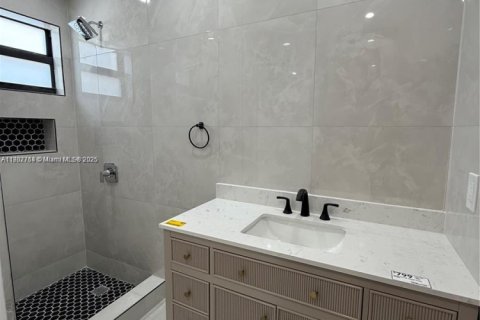 Immobilier commercial à louer à Miramar, Floride: 1 chambre, 173.36 m2 № 1956714 - photo 3