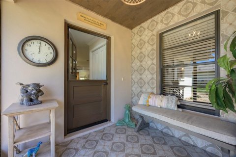 House in Sarasota, Florida 3 bedrooms, 165.18 sq.m. № 1545737 - photo 6