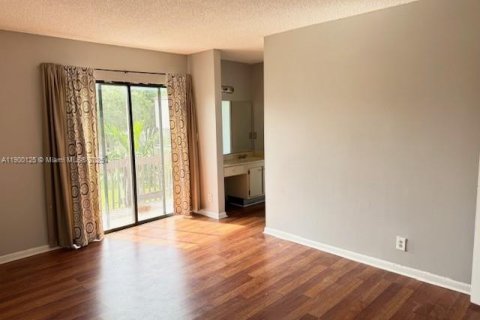 Townhouse in Plantation, Florida 3 bedrooms, 122.45 sq.m. № 1952731 - photo 23