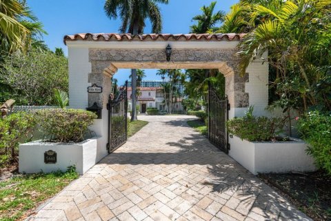 Casa en alquiler en Miami Beach, Florida, 5 dormitorios, 296.73 m2 № 2012195 - foto 5