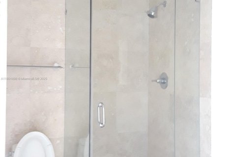 Снять в аренду кондоминиум в Майами, Флорида 35.86м2, № 1959623 - фото 7