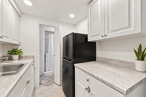 Immobilier commercial à louer à Pompano Beach, Floride: 1 chambre, 30.1 m2 № 2439166 - photo 5