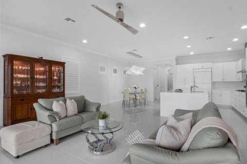 Villa ou maison à vendre à Orlando, Floride: 6 chambres, 394.93 m2 № 1832896 - photo 21