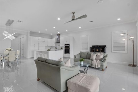 Villa ou maison à vendre à Orlando, Floride: 6 chambres, 394.93 m2 № 1832896 - photo 10