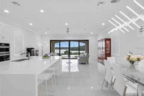Villa ou maison à vendre à Orlando, Floride: 6 chambres, 394.93 m2 № 1832896 - photo 8