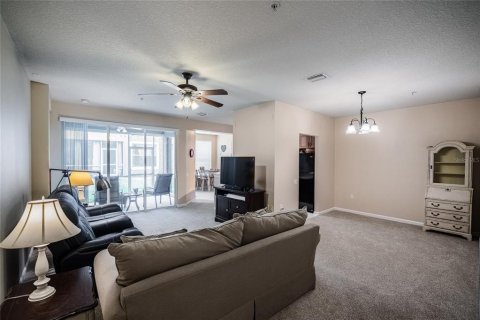Condo in Riverview, Florida, 3 bedrooms  № 2151982 - photo 7