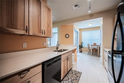 Condo in Riverview, Florida, 3 bedrooms  № 2151982 - photo 13