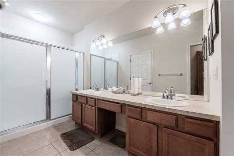 Condo in Riverview, Florida, 3 bedrooms  № 2151982 - photo 21