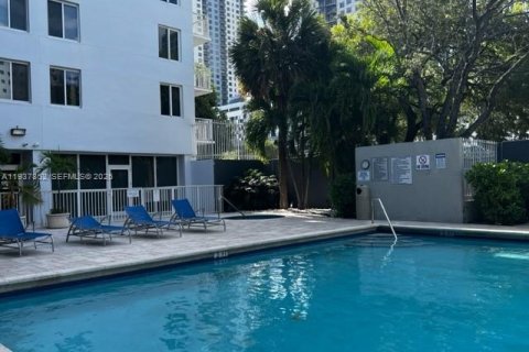 Купить кондоминиум в Бискейн-Парк, Флорида 2 спальни, 84.91м2, № 1995601 - фото 28