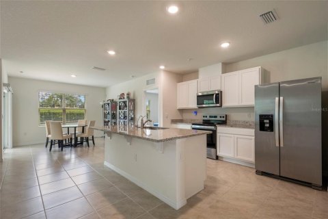 Casa en venta en Apopka, Florida, 3 dormitorios, 157 m2 № 2354614 - foto 13