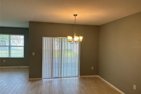 Casa en alquiler en Kissimmee, Florida, 4 dormitorios, 171.5 m2 № 2103338 - foto 2
