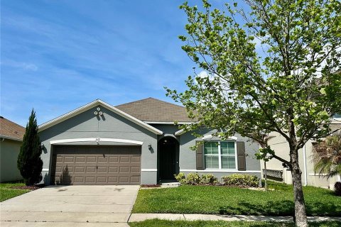 Casa en Kissimmee, Florida 4 dormitorios, 171.5 m2 № 2103338