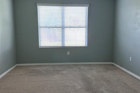 Casa en alquiler en Kissimmee, Florida, 4 dormitorios, 171.5 m2 № 2103338 - foto 8
