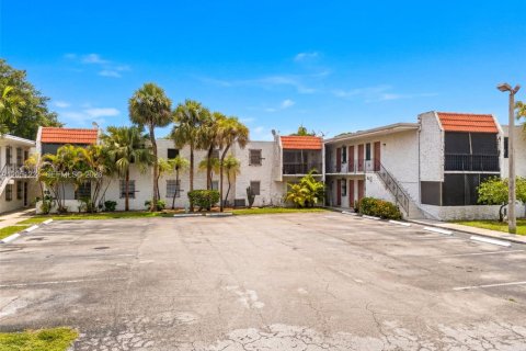 Condo in Palmetto Bay, Florida, 2 bedrooms № 2193533