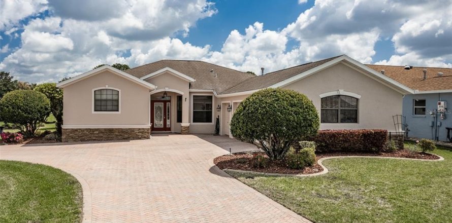 Villa ou maison à Ocala, Floride 3 chambres, 207.64 m2 № 2229147
