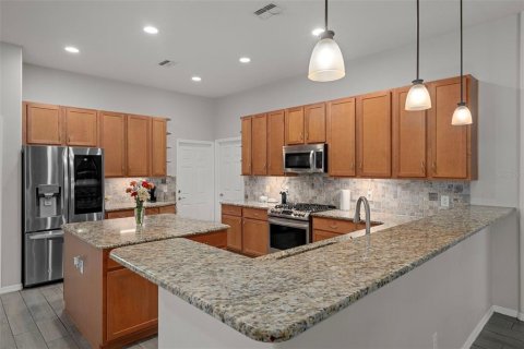 House in Homosassa, Florida 4 bedrooms, 240.43 sq.m. № 1906743 - photo 21