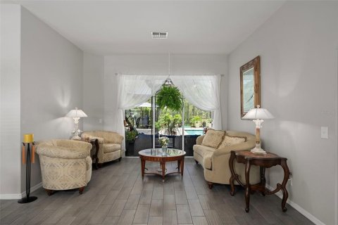 House in Homosassa, Florida 4 bedrooms, 240.43 sq.m. № 1906743 - photo 9