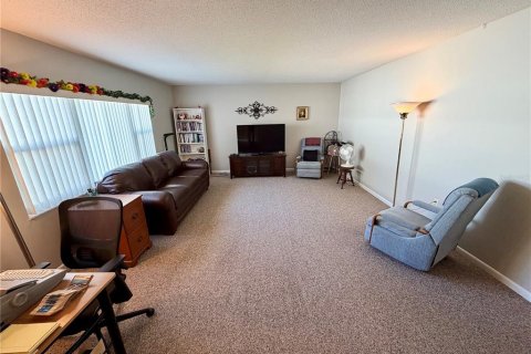 Villa ou maison à vendre à Lakeland, Floride: 2 chambres, 109.25 m2 № 2145236 - photo 11