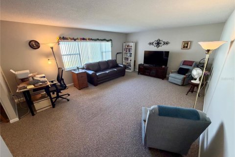 Villa ou maison à vendre à Lakeland, Floride: 2 chambres, 109.25 m2 № 2145236 - photo 10