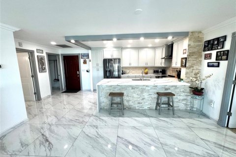 Condominio en venta en Belleair Bluffs, Florida, 2 dormitorios, 176.51 m2 № 1582506 - foto 22