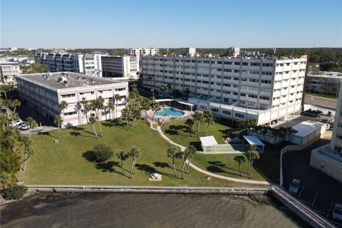 Condominio en venta en Belleair Bluffs, Florida, 2 dormitorios, 176.51 m2 № 1582506 - foto 2
