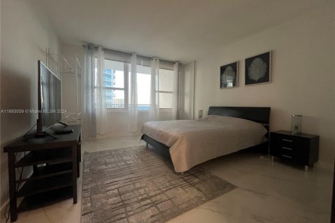 Copropriété à louer à Hollywood, Floride: 2 chambres, 108.7 m2 № 1985443 - photo 14