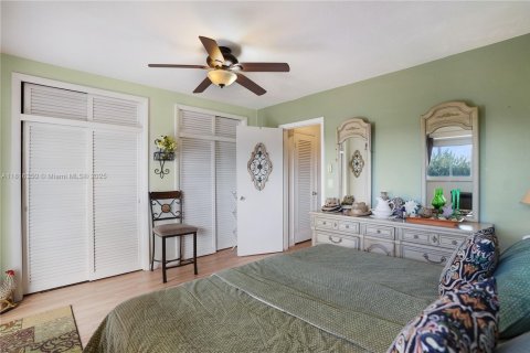 Condominio en venta en Hallandale Beach, Florida, 1 dormitorio, 58.06 m2 № 1977756 - foto 10