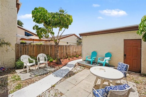 Adosado en venta en Clearwater, Florida, 2 dormitorios, 100.8 m2 № 2216992 - foto 3