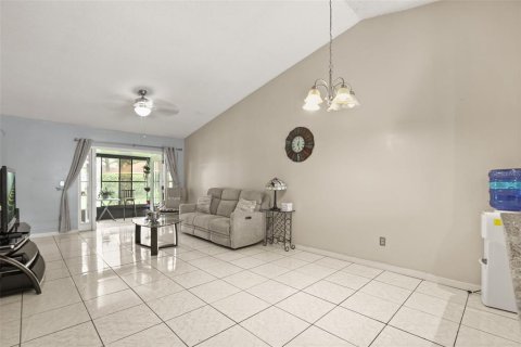 Townhouse in Kissimmee, Florida 3 bedrooms, 99.41 sq.m. № 2289912 - photo 15