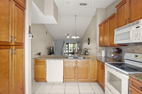 Townhouse in Kissimmee, Florida 3 bedrooms, 99.41 sq.m. № 2289912 - photo 11