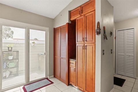 Townhouse in Kissimmee, Florida 3 bedrooms, 99.41 sq.m. № 2289912 - photo 10