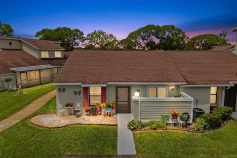 Townhouse in Kissimmee, Florida 3 bedrooms, 99.41 sq.m. № 2289912 - photo 2