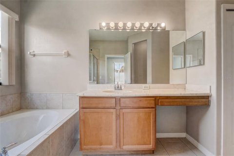 Casa en venta en Kissimmee, Florida, 4 dormitorios, 209.87 m2 № 1835576 - foto 21