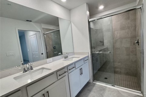 Condominio en alquiler en Lakewood Ranch, Florida, 2 dormitorios, 126.9 m2 № 2217427 - foto 10