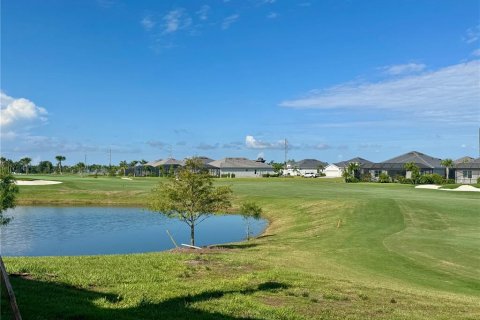 Condominio en alquiler en Lakewood Ranch, Florida, 2 dormitorios, 126.9 m2 № 2217427 - foto 16