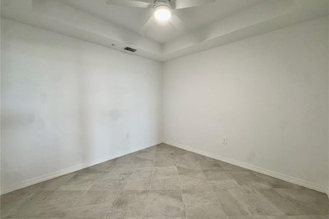 Condominio en alquiler en Lakewood Ranch, Florida, 2 dormitorios, 126.9 m2 № 2217427 - foto 8